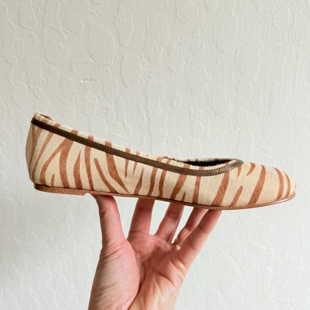 Kenneth Cole Reaction Women's Beige/Brown Zebra Print Ballet Flats Size 7 - Picture 2 of 8